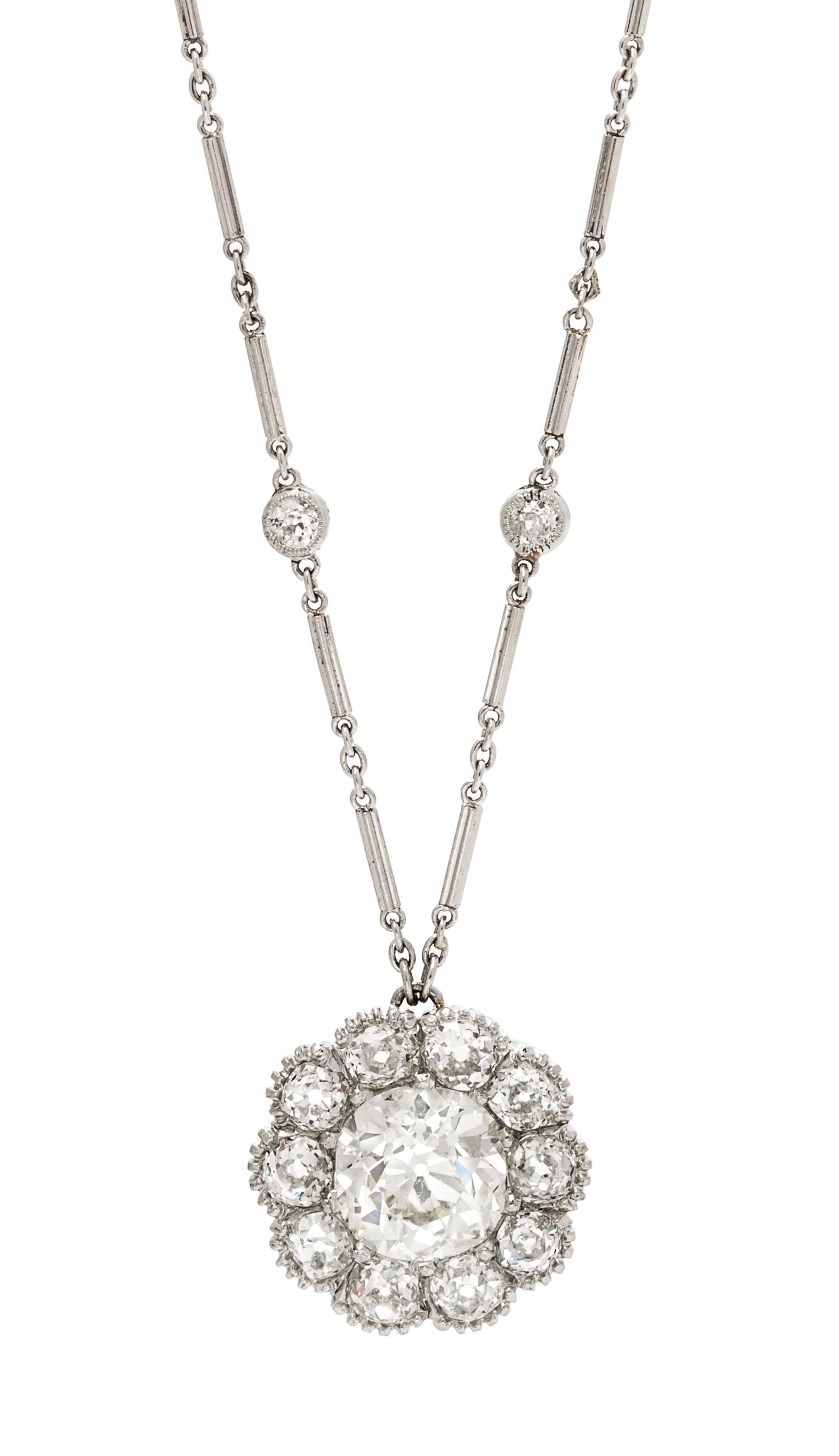 A Platinum and Diamond Necklace, Circa 1915, 6.60 dwts.