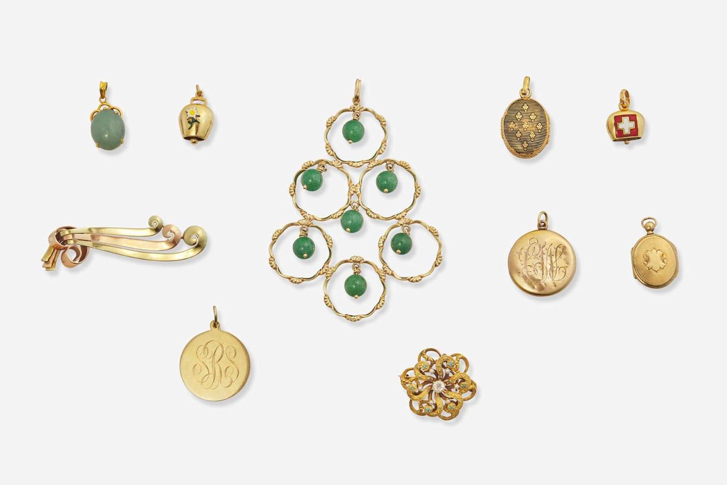 A Miscellaneous Collection of Yellow Gold Jewelry