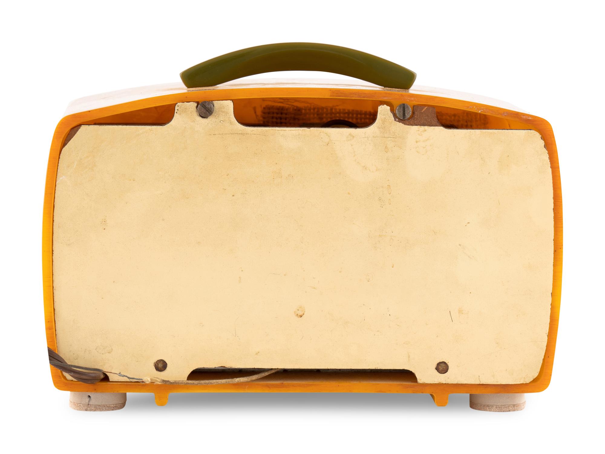 A Sonora Coronet KM Radio