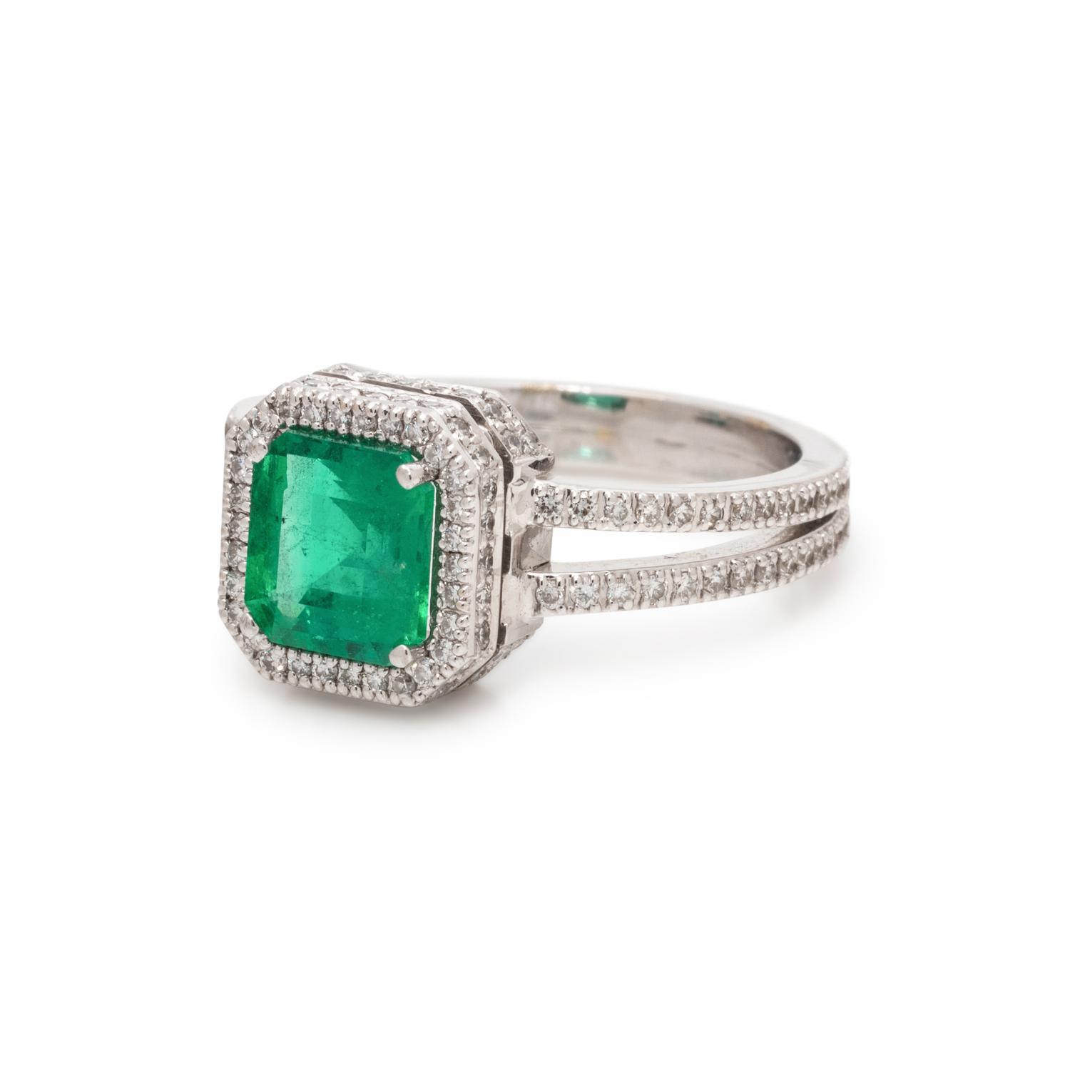 EMERALD AND DIAMOND RING