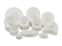 A Wedgwood Porcelain Dinner Service