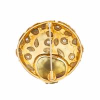 ELIZABETH GAGE, YELLOW GOLD, ENAMEL, AND DIAMOND HONEYBEE BROOCH