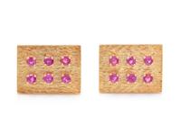 YELLOW GOLD AND RUBY CUFFLINKS