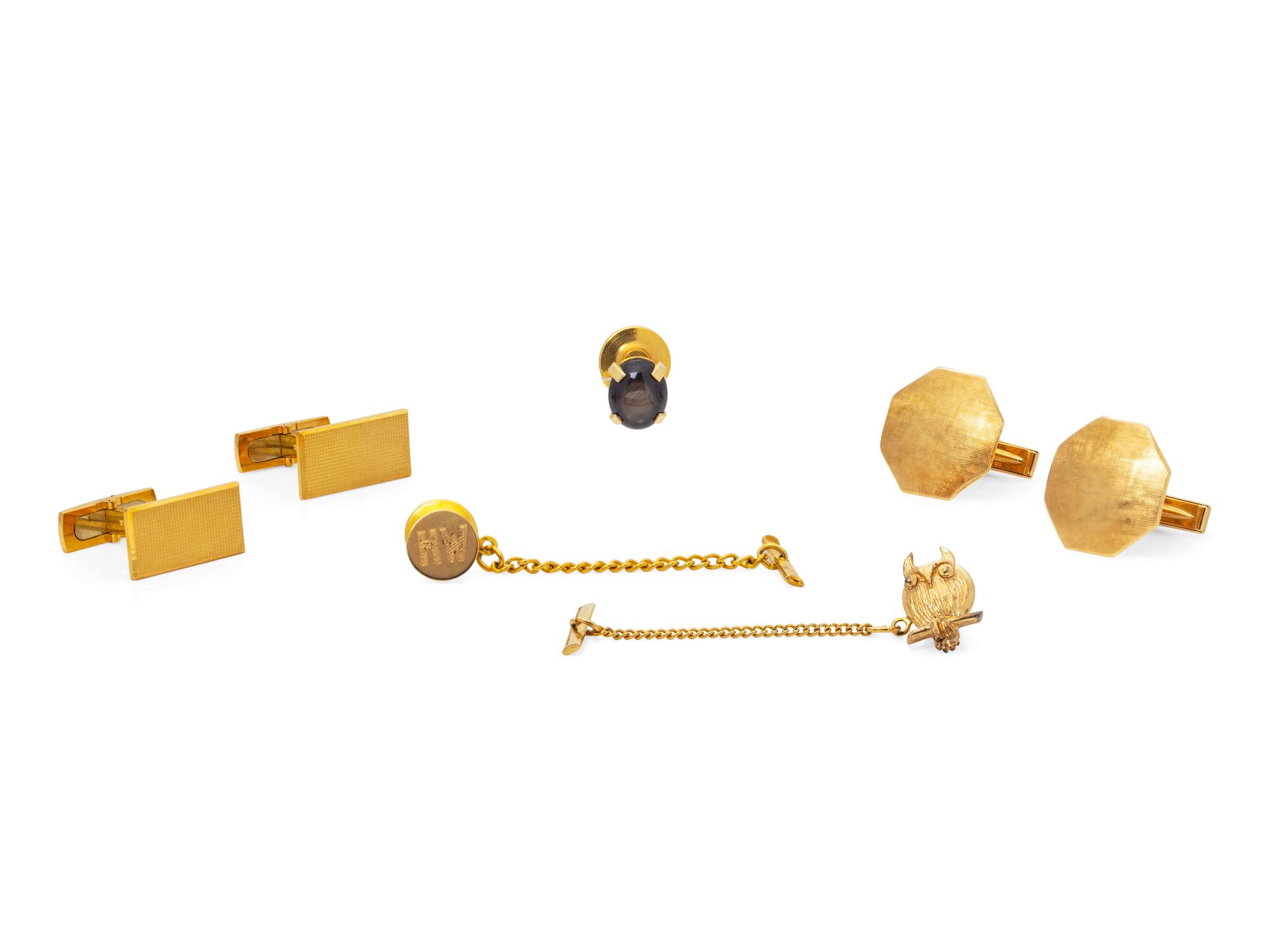 A Collection of Yellow Gold Accessories,