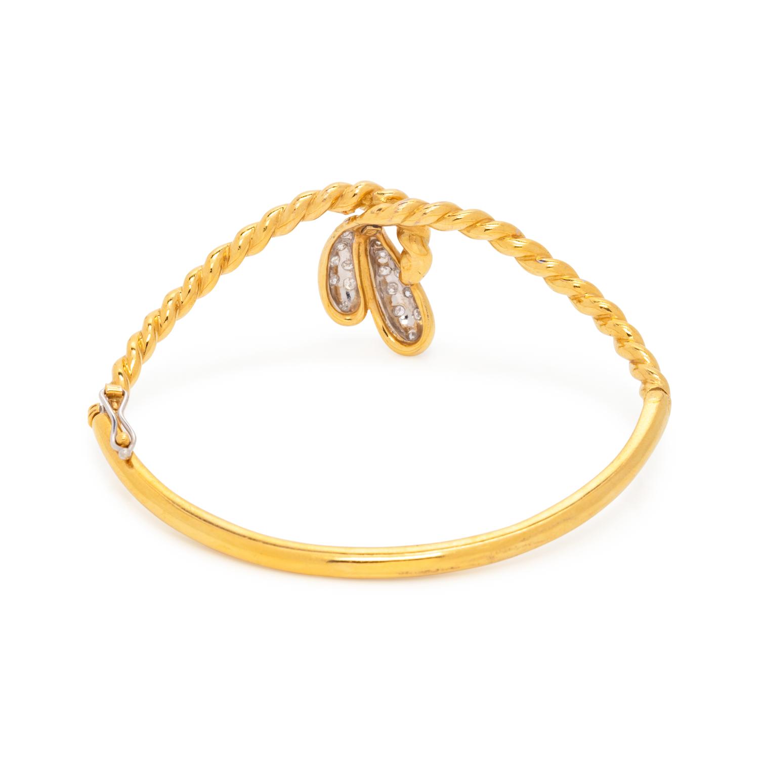 YELLOW GOLD AND DIAMOND BANGLE BRACELET