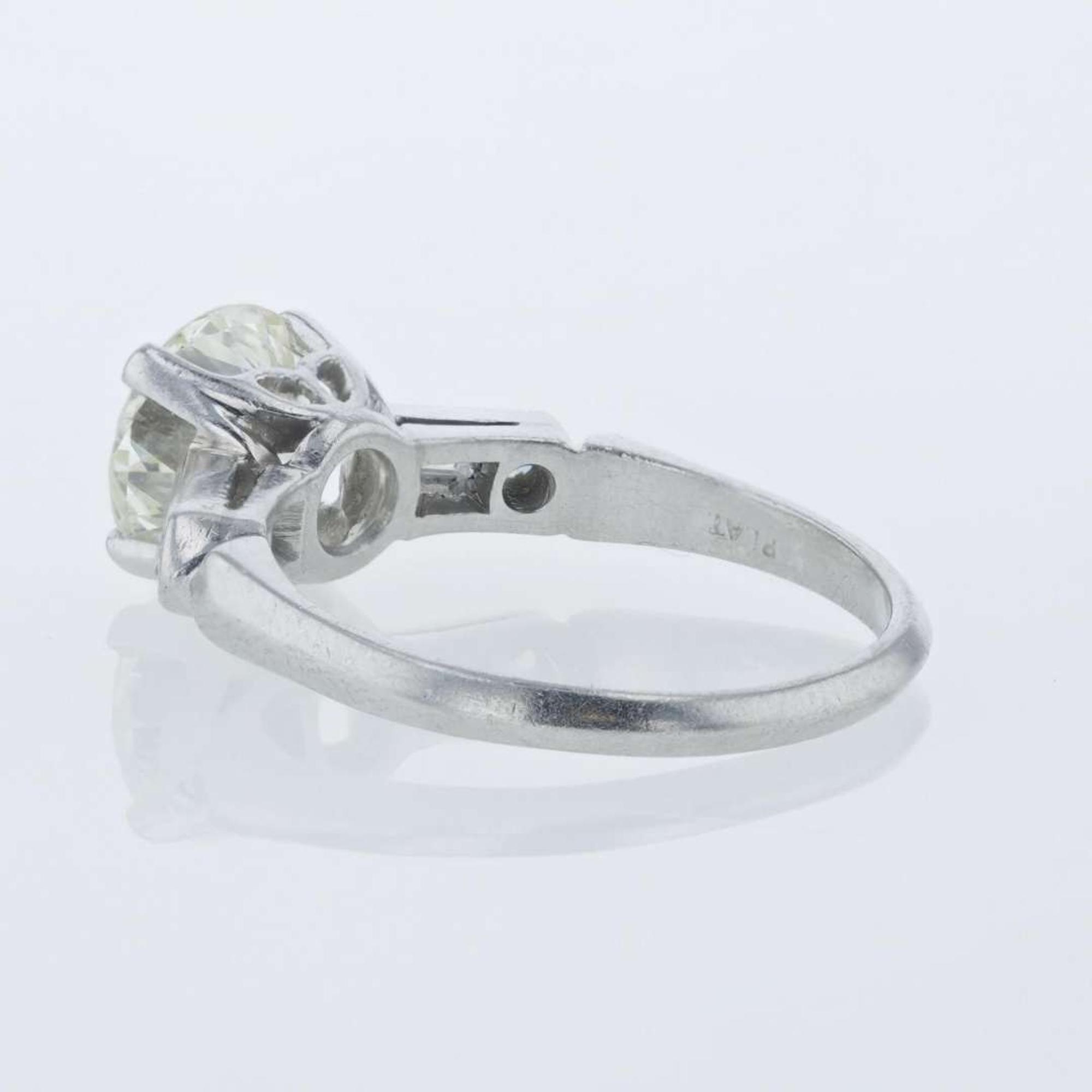 A Diamond and Platinum Ring 1.75 Carat Round Brilliant Diamond, GIA Certified