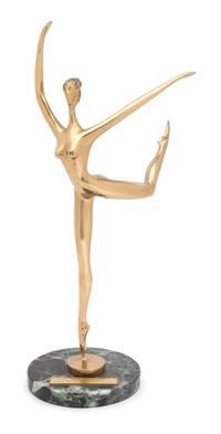 Ballerina Pivoting