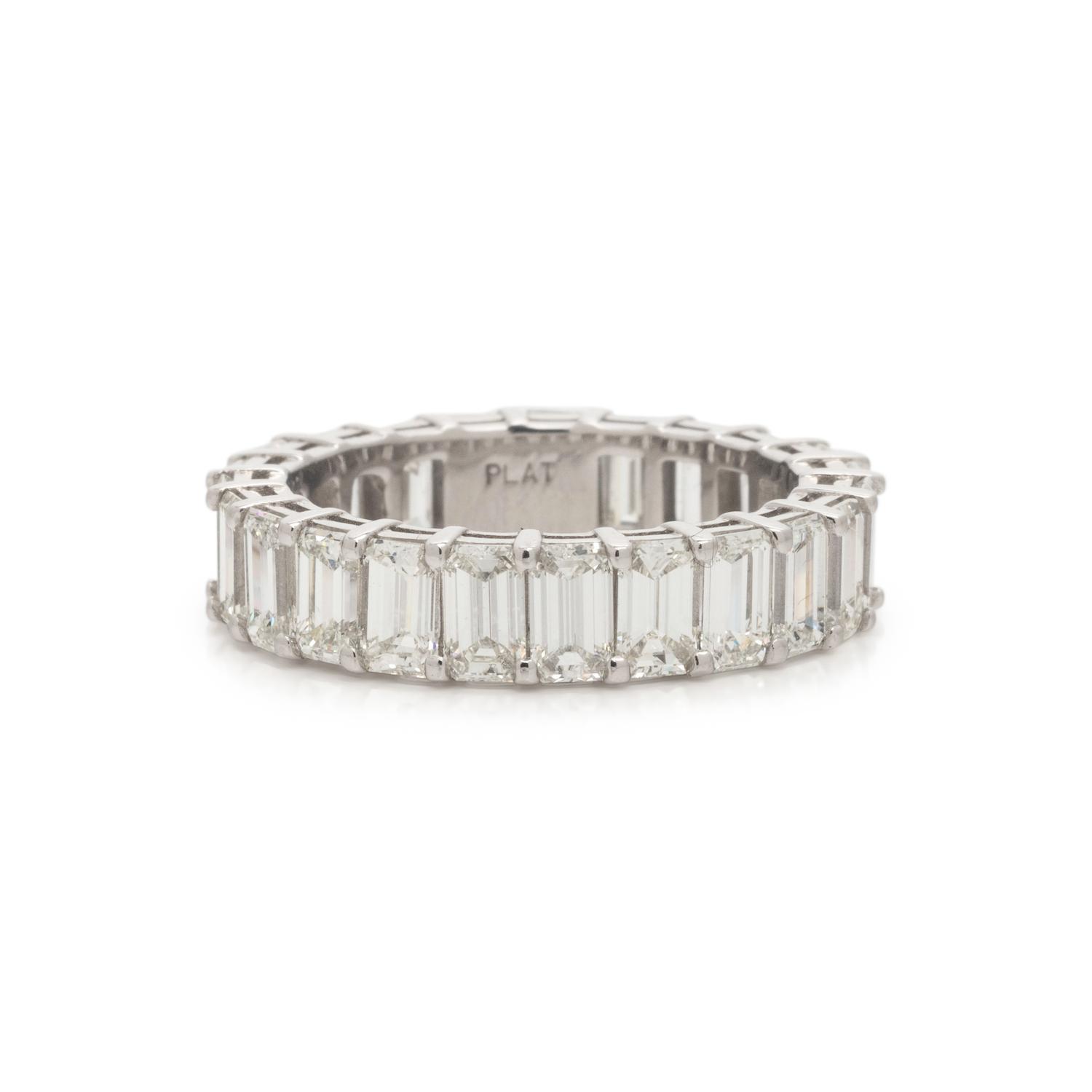 DIAMOND ETERNITY BAND