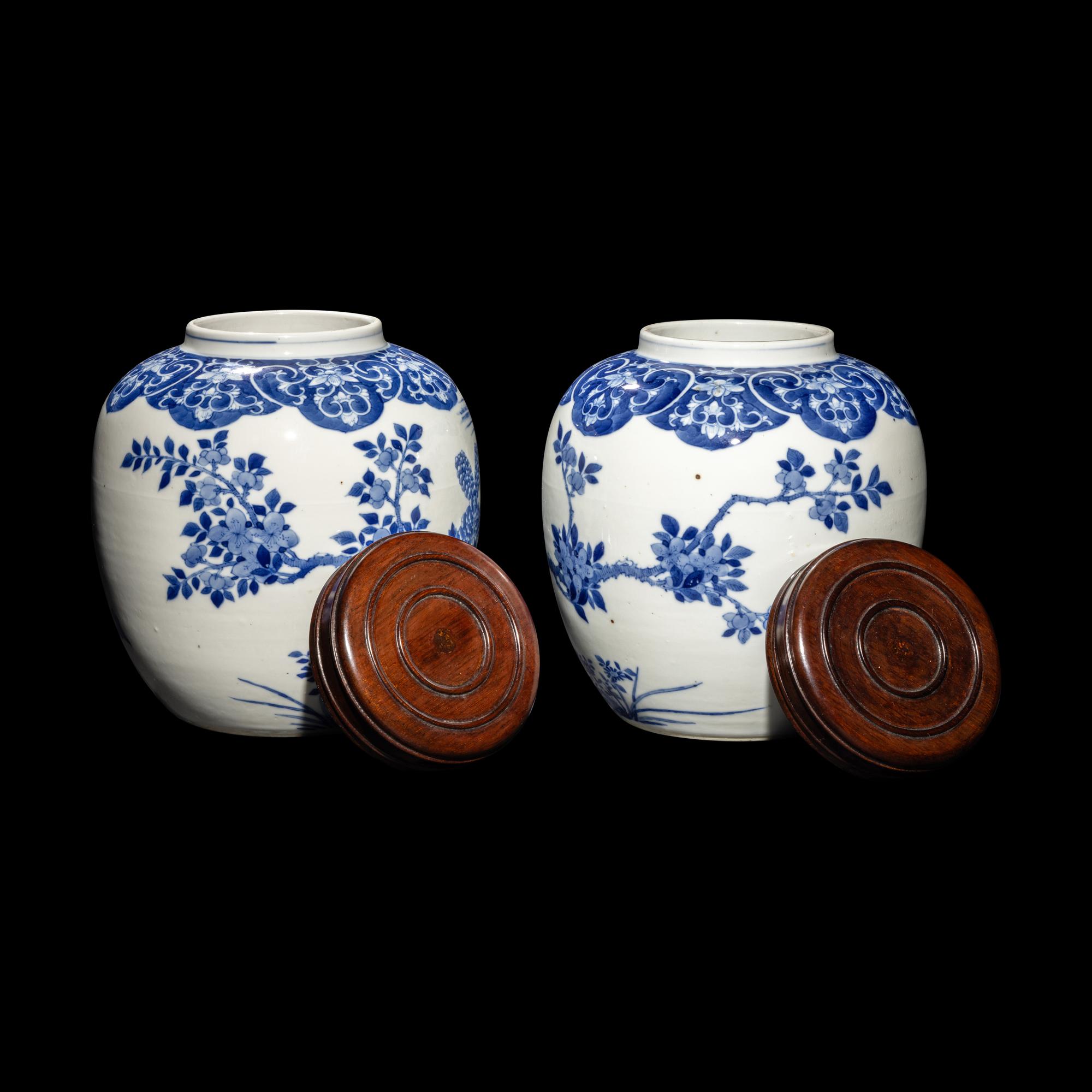 A Pair of Chinese Blue and White Porcelain 'Peonies and Pheasant' Ginger Jars, Guangxu Period 清光緒 青花牡丹錦鷄圖蓋罐一對