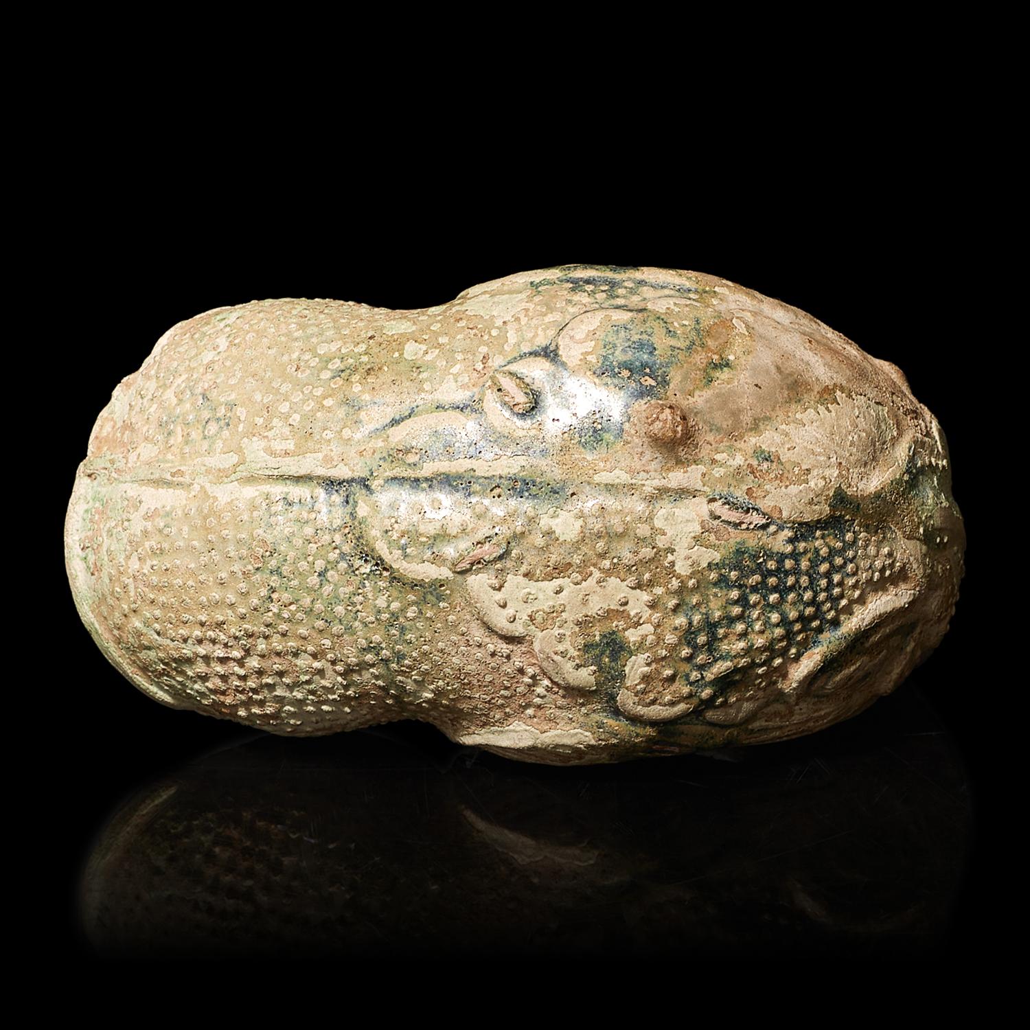 A Chinese Green Glazed Pottery 'Parrot' Rhyton Cup, Tang Dynasty 唐 綠釉鸚鵡杯