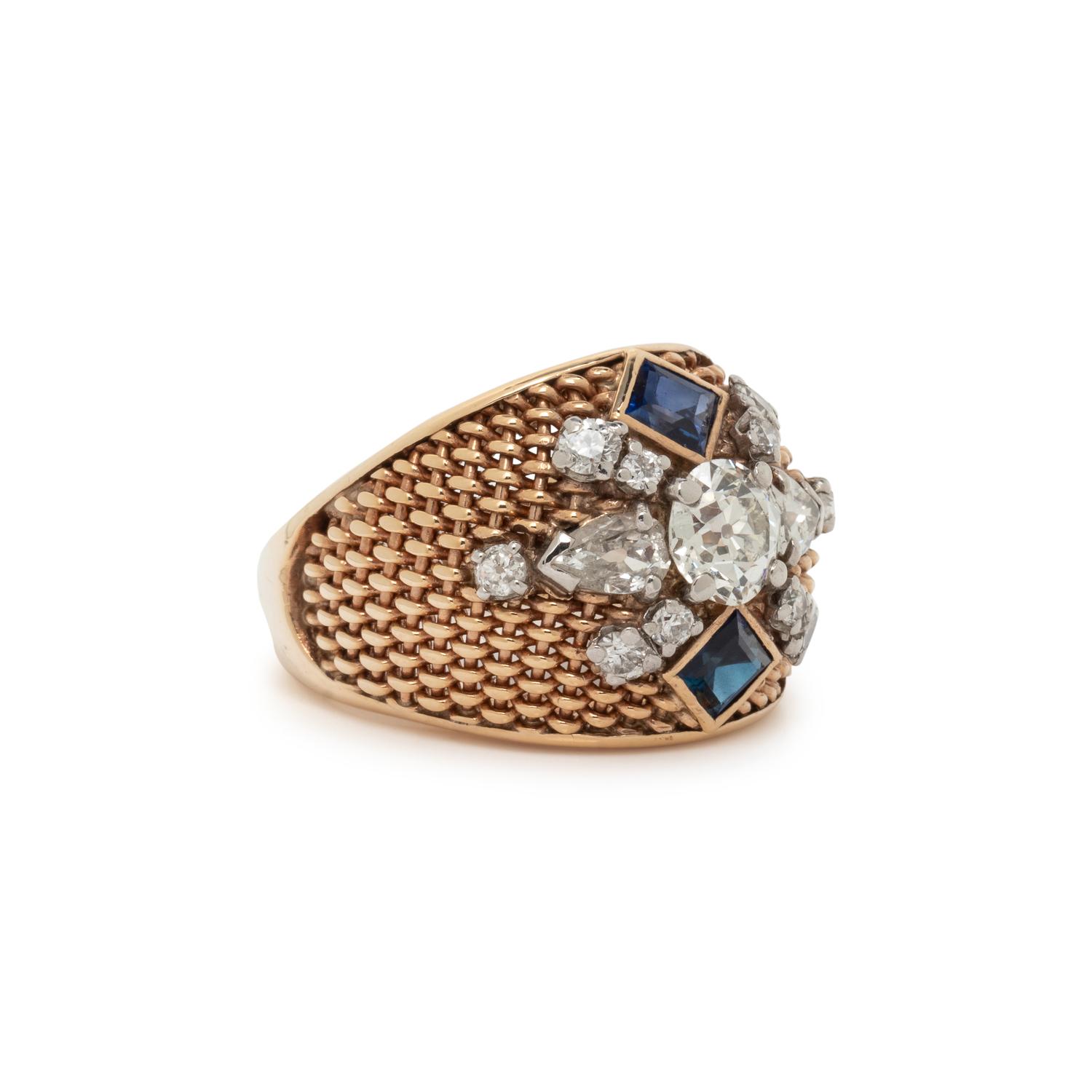 DIAMOND AND SAPPHIRE RING