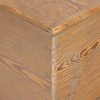 A Southern Yellow Pine Blanket Chest