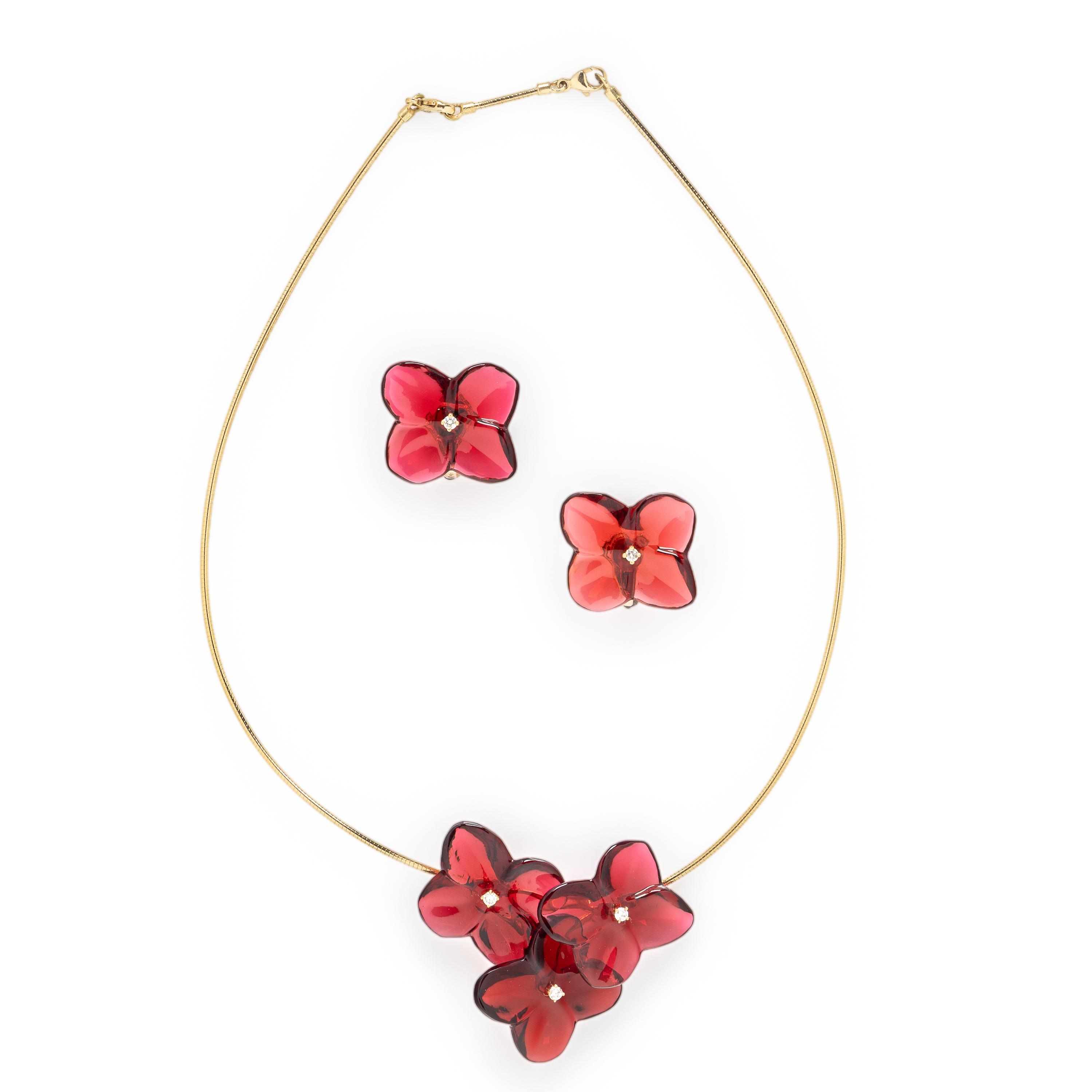 Baccarat, Hortensia Flower Necklace and Earrings
