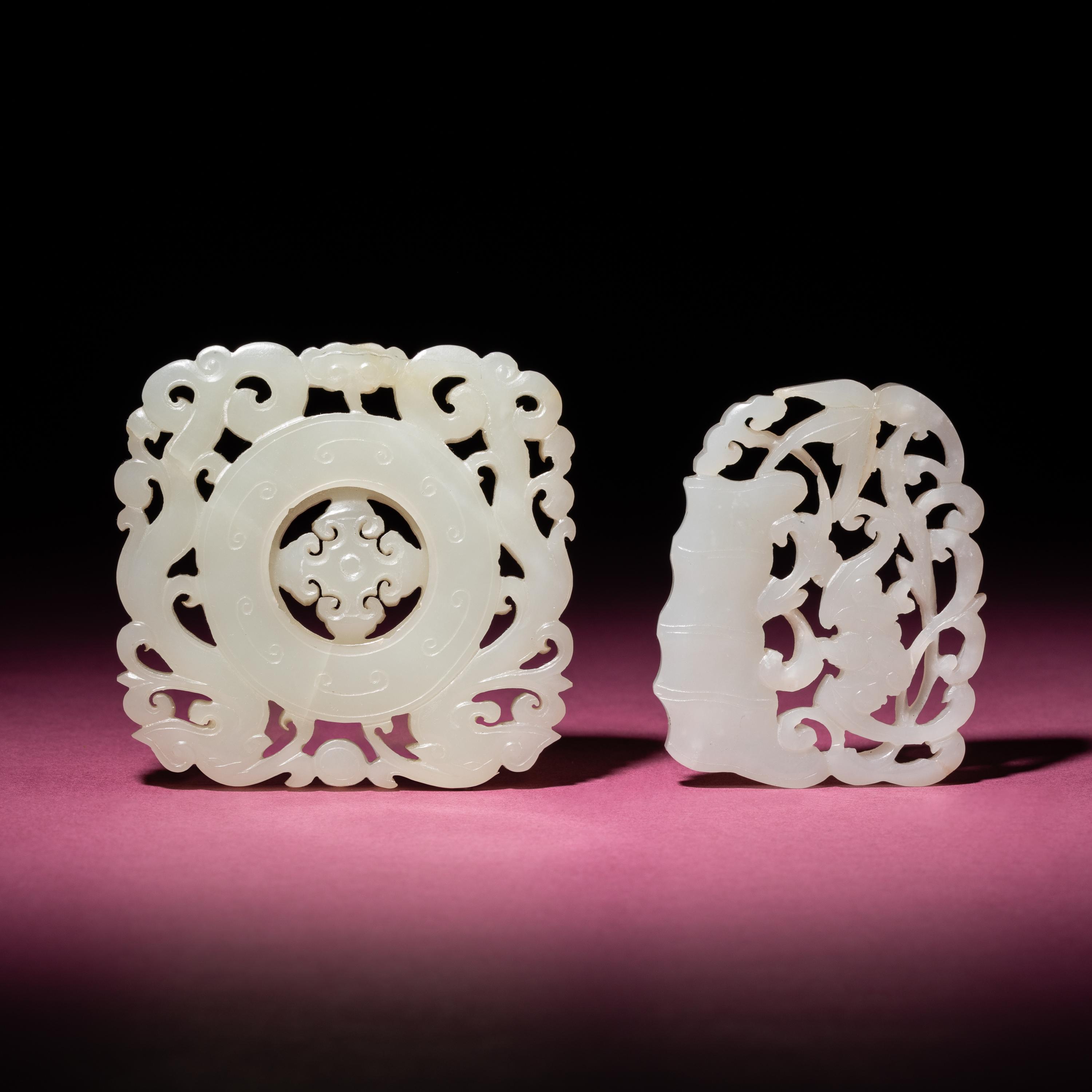 Two Chinese White Jade Reticulated Pendants, 19th Century — 清晚期 白玉鏤雕佩兩枚