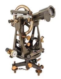 An English Oxidized Brass Transit Theodolite Length of scope 12 inches. — TROUGHTON & SIMMS, LONDON, RETAILED BY GEORGE FINDLAY & CO. LTD., CAPE TOWN, LATE 19TH CENTURY