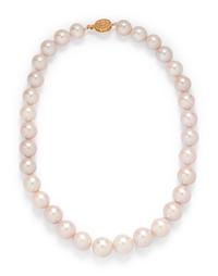 CULTURED SOUTH SEA PEARL NECKLACE