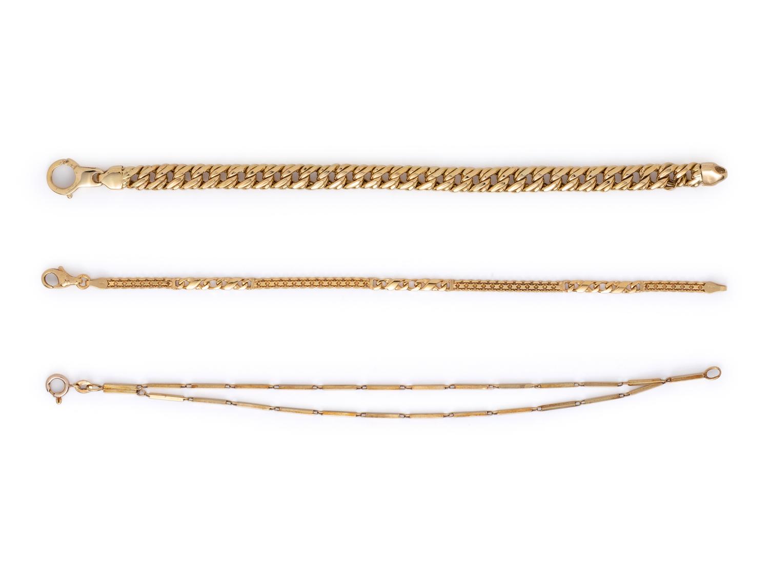 COLLECTION OF YELLOW GOLD BRACELETS