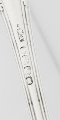A Pair of William IV Silver Sauce Ladles, William Traies, London, 1832, in the King's Husk pattern, engraved with crests.