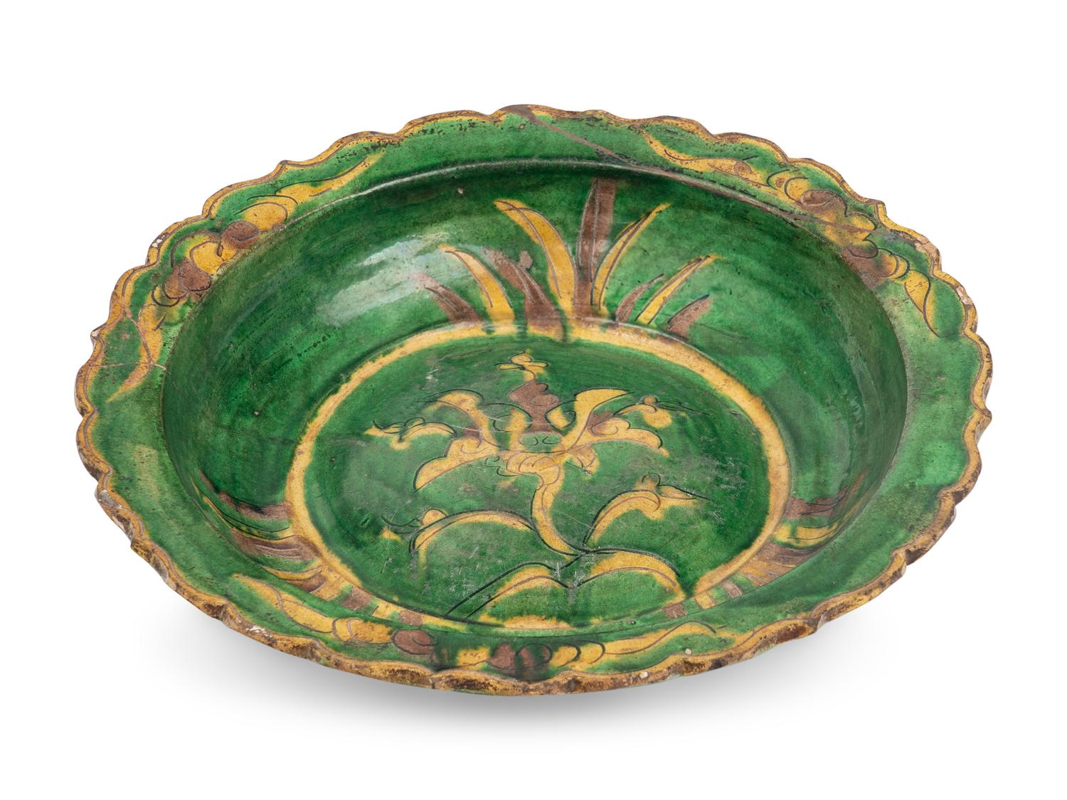 A Chinese Sancai Glazed Floriform Plate