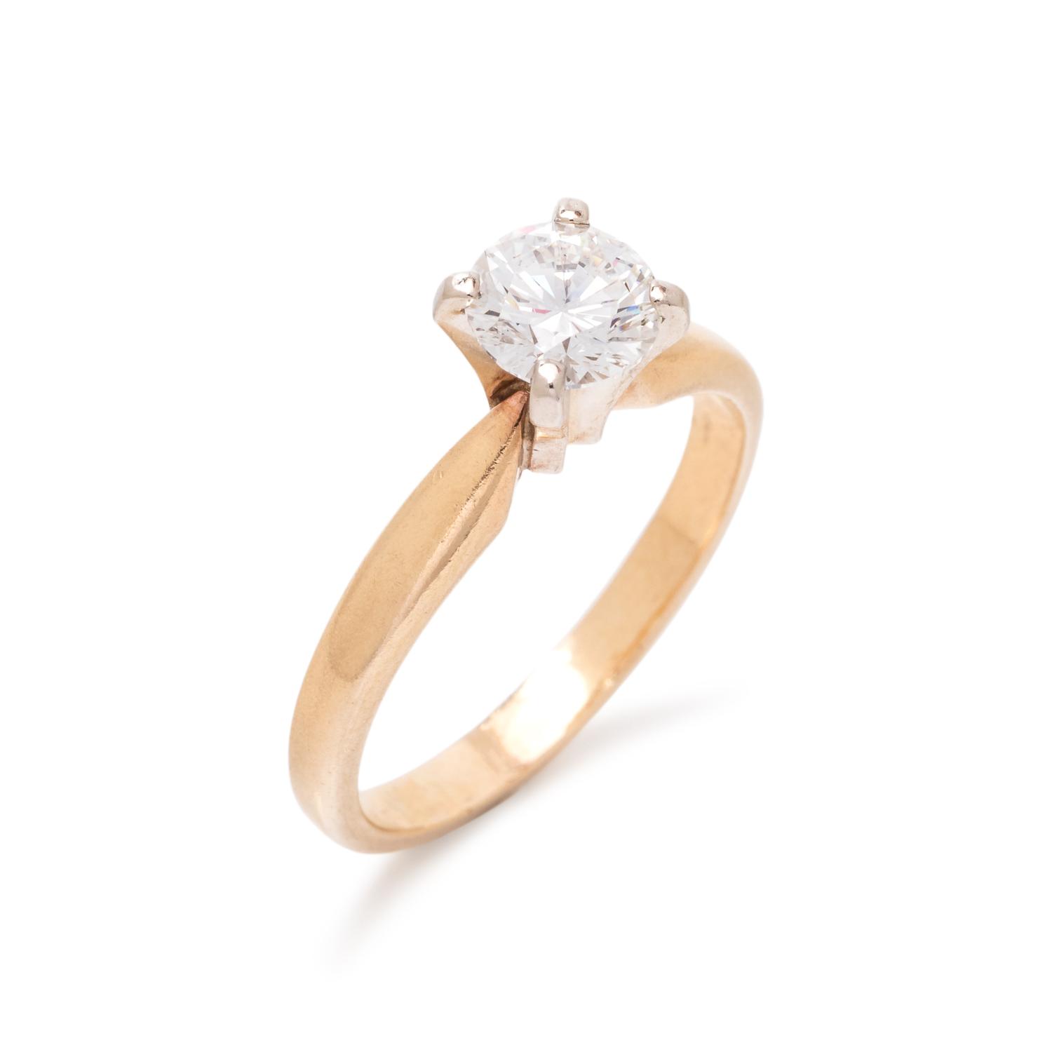 DIAMOND RING