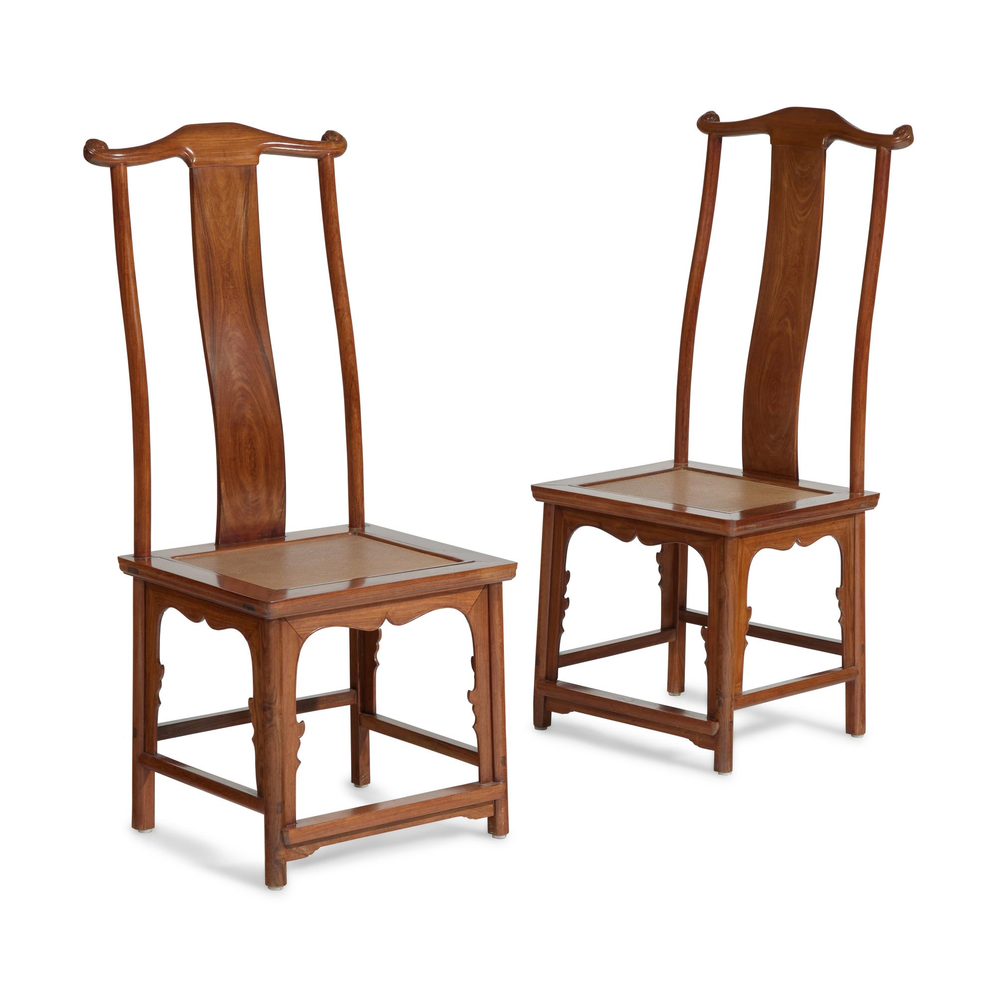 A Pair of Chinese Hardwood "Official's Hat" Sidechairs, Guanmaoyi — 硬木官帽椅一對
