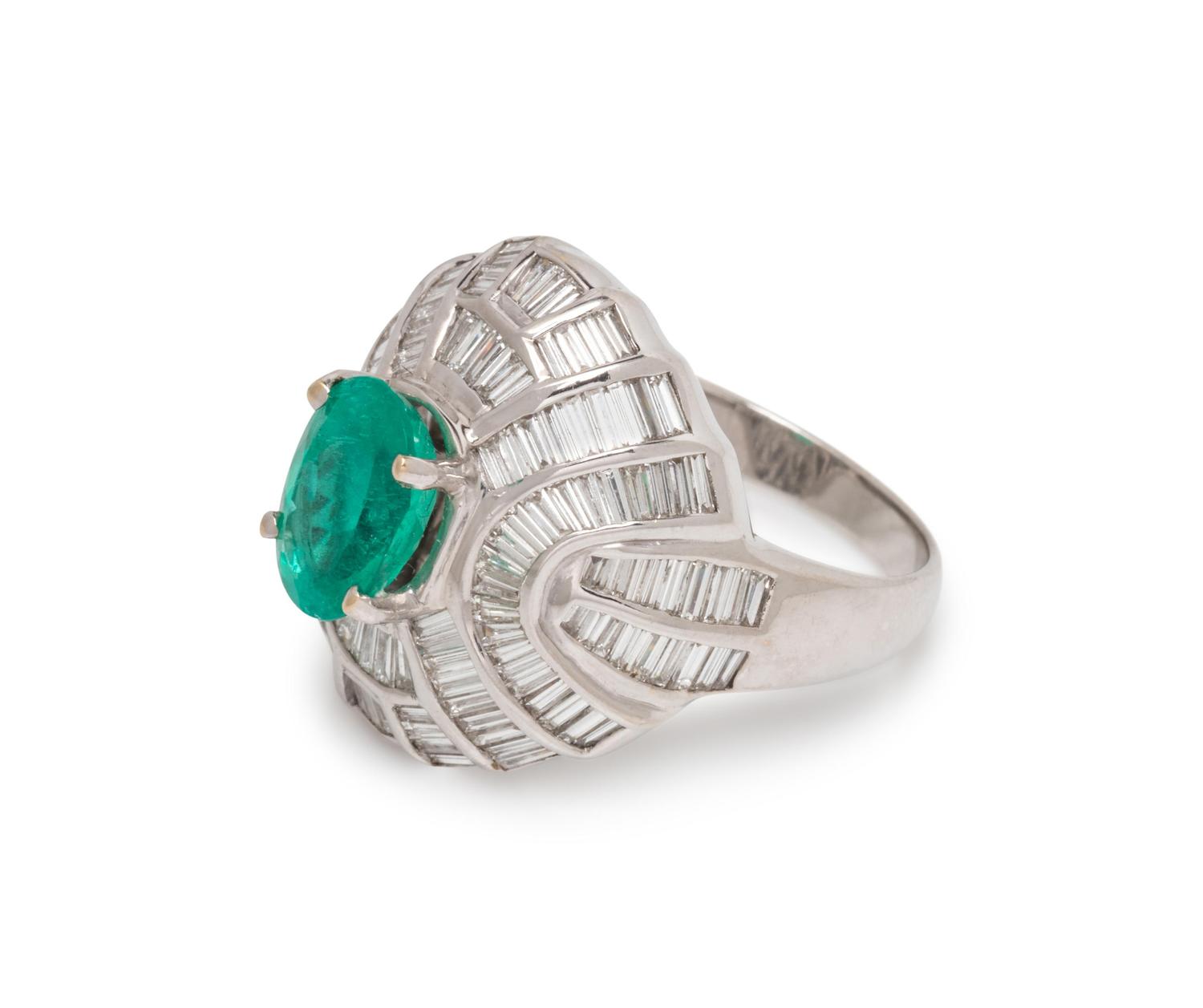 EMERALD AND DIAMOND RING