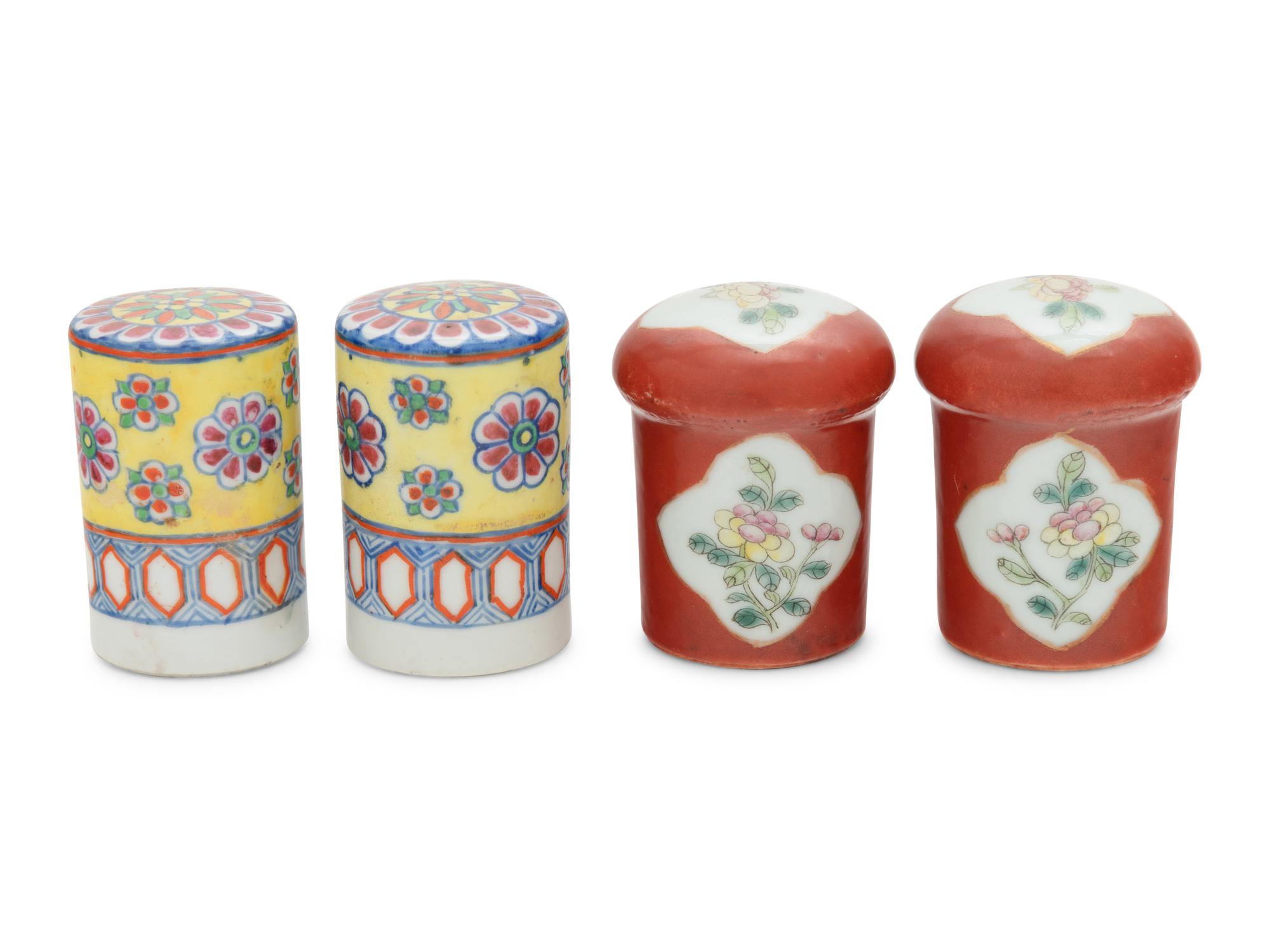 Two Pairs of Chinese Famille Rose Porcelain Scroll Ends