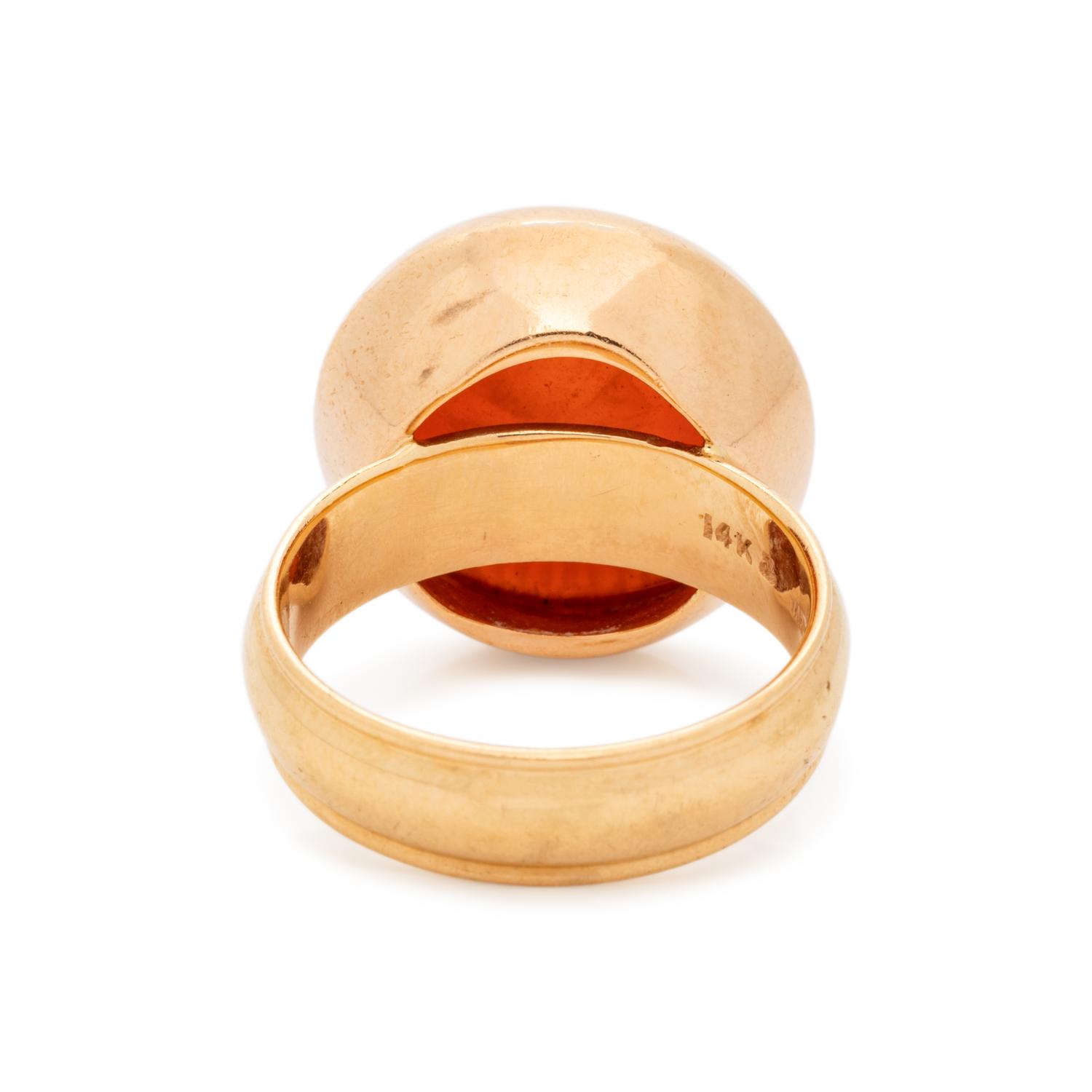 YELLOW GOLD AND CARNELIAN INTAGLIO RING
