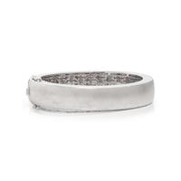 WHITE GOLD AND DIAMOND BANGLE BRACELET