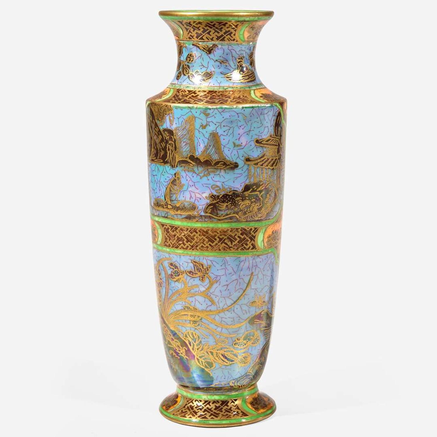 A Wedgwood Fairyland Lustre Daventry Vase UK, circa 1925