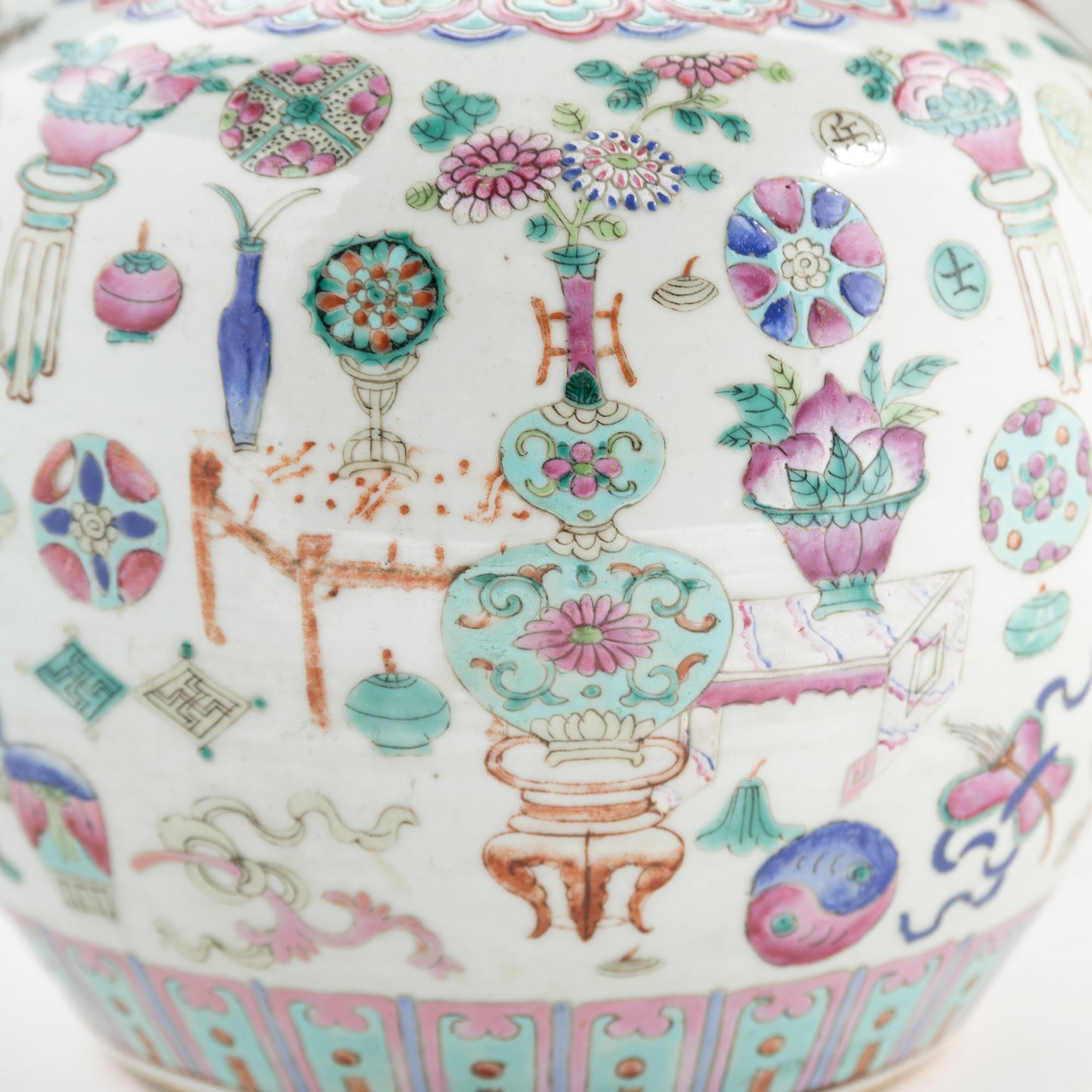 Three Chinese Famille Rose Porcelain Articles