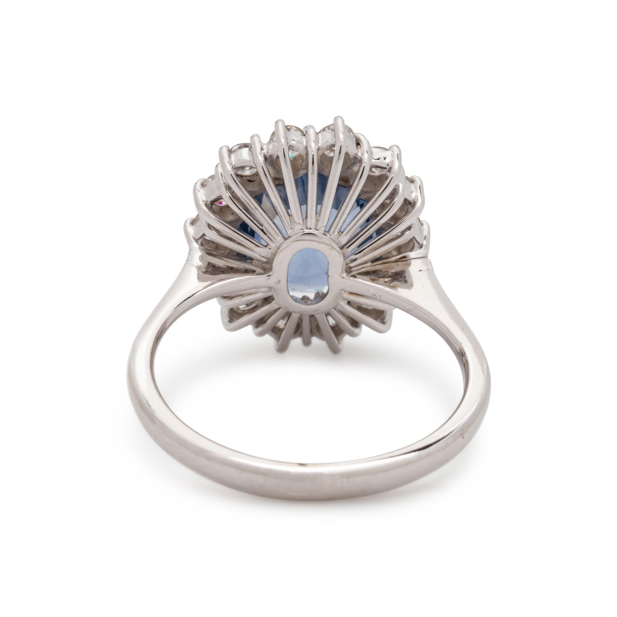 SAPPHIRE AND DIAMOND RING