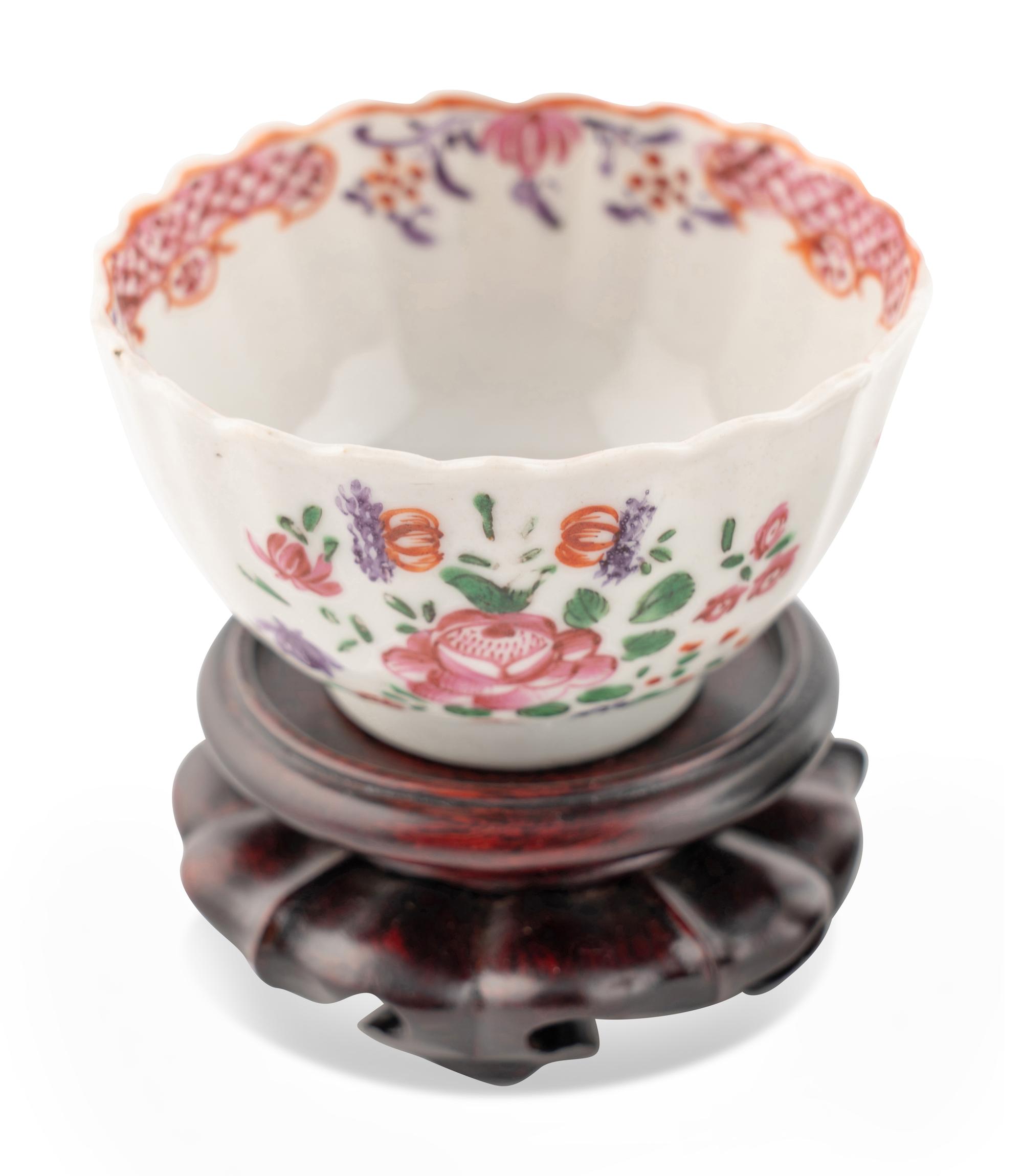 Three Chinese Export Porcelain Cups