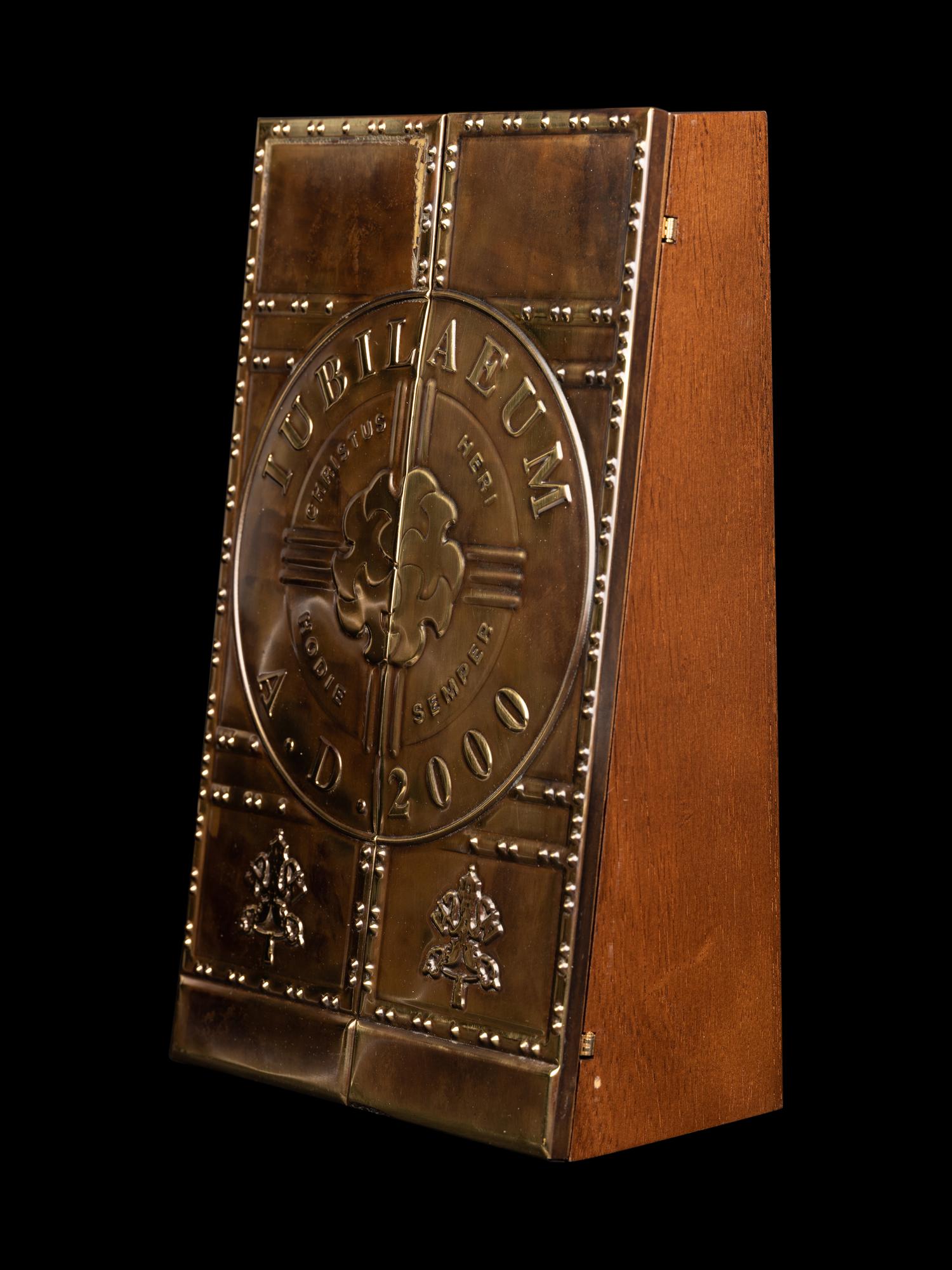 Montegrappa: Vatican 2000 Papal Pen Limited Edition Fountain Pen
