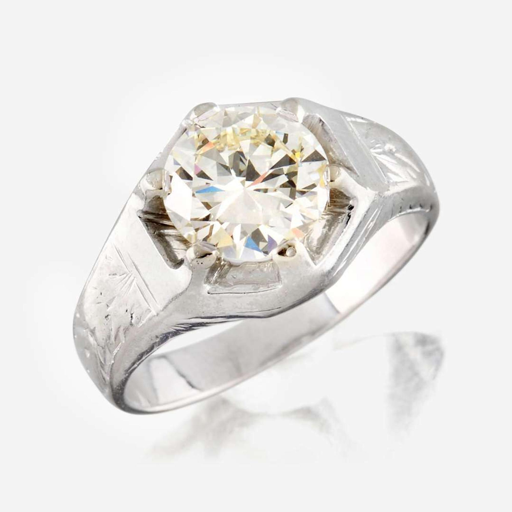 A diamond solitaire