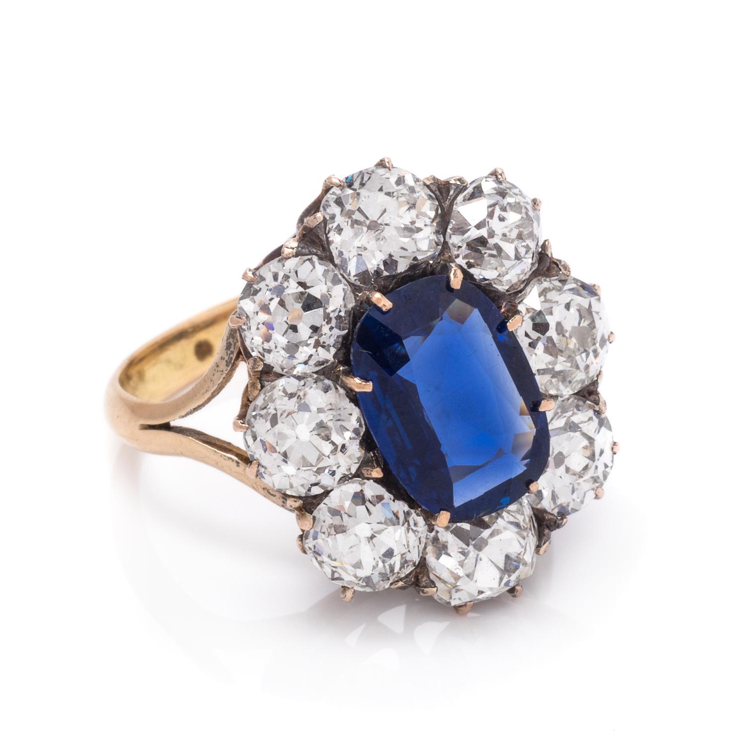 A Yellow Gold, Kashmir Sapphire and Diamond Ring,