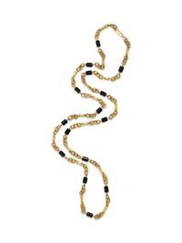 TIFFANY & CO., ITALY, YELLOW GOLD AND ONYX LONGCHAIN NECKLACE