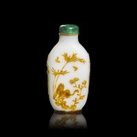 A Chinese Yangzhou Type Brown Overlaid White Glass Snuff Bottle