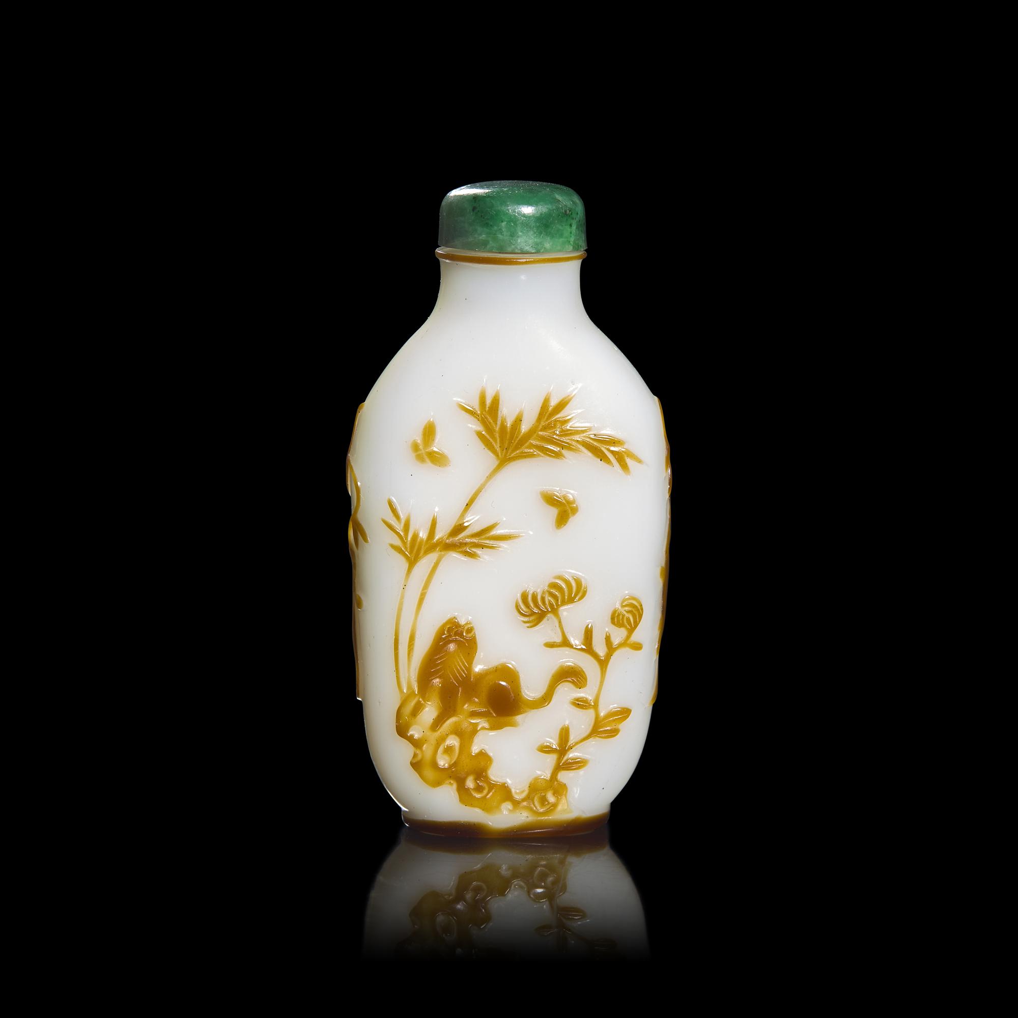 A Chinese Yangzhou Type Brown Overlaid White Glass Snuff Bottle