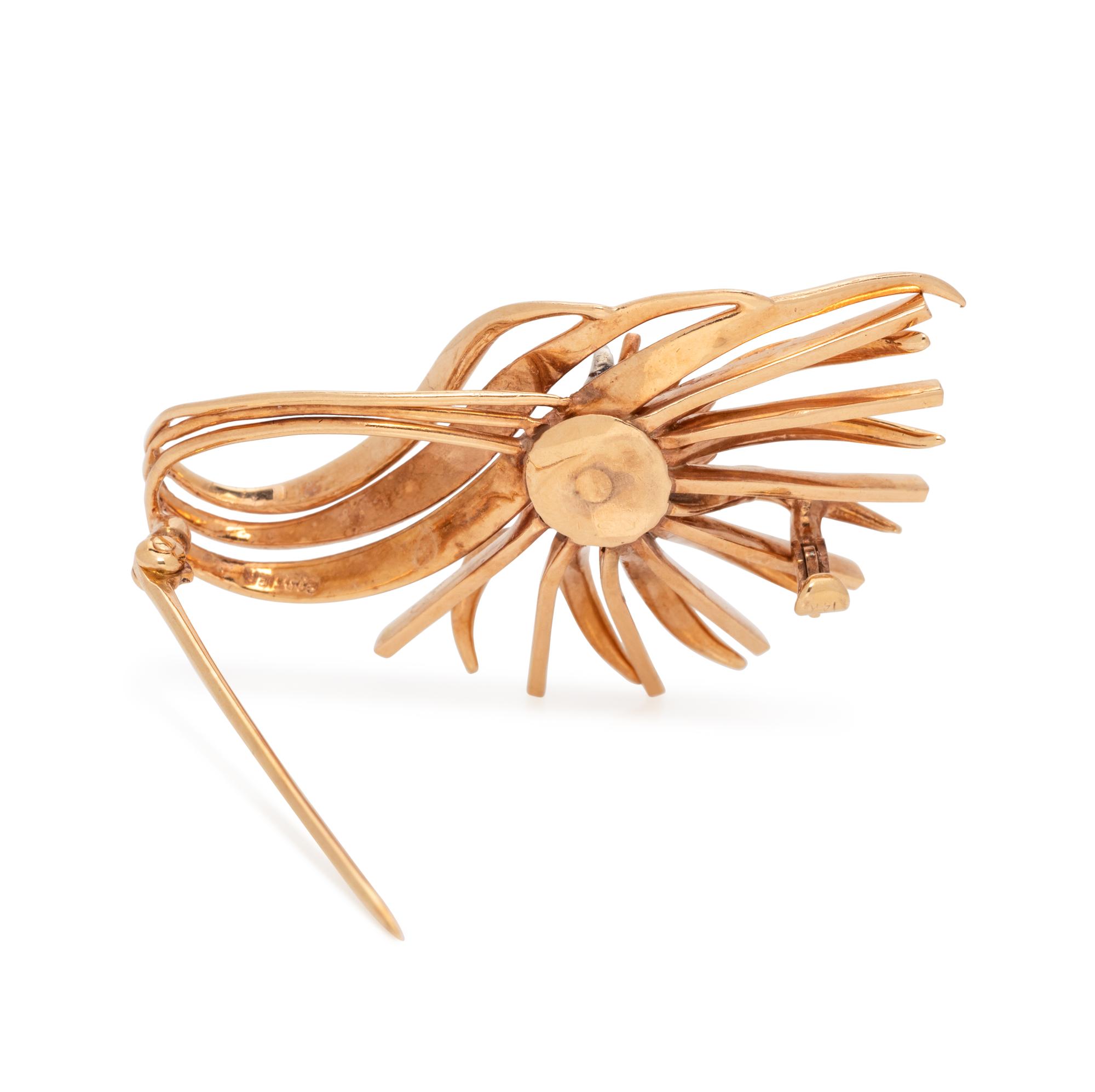 YELLOW GOLD AND CULTURED PEARL BROOCH