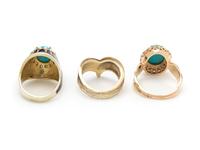 COLLECTION OF YELLOW GOLD RINGS