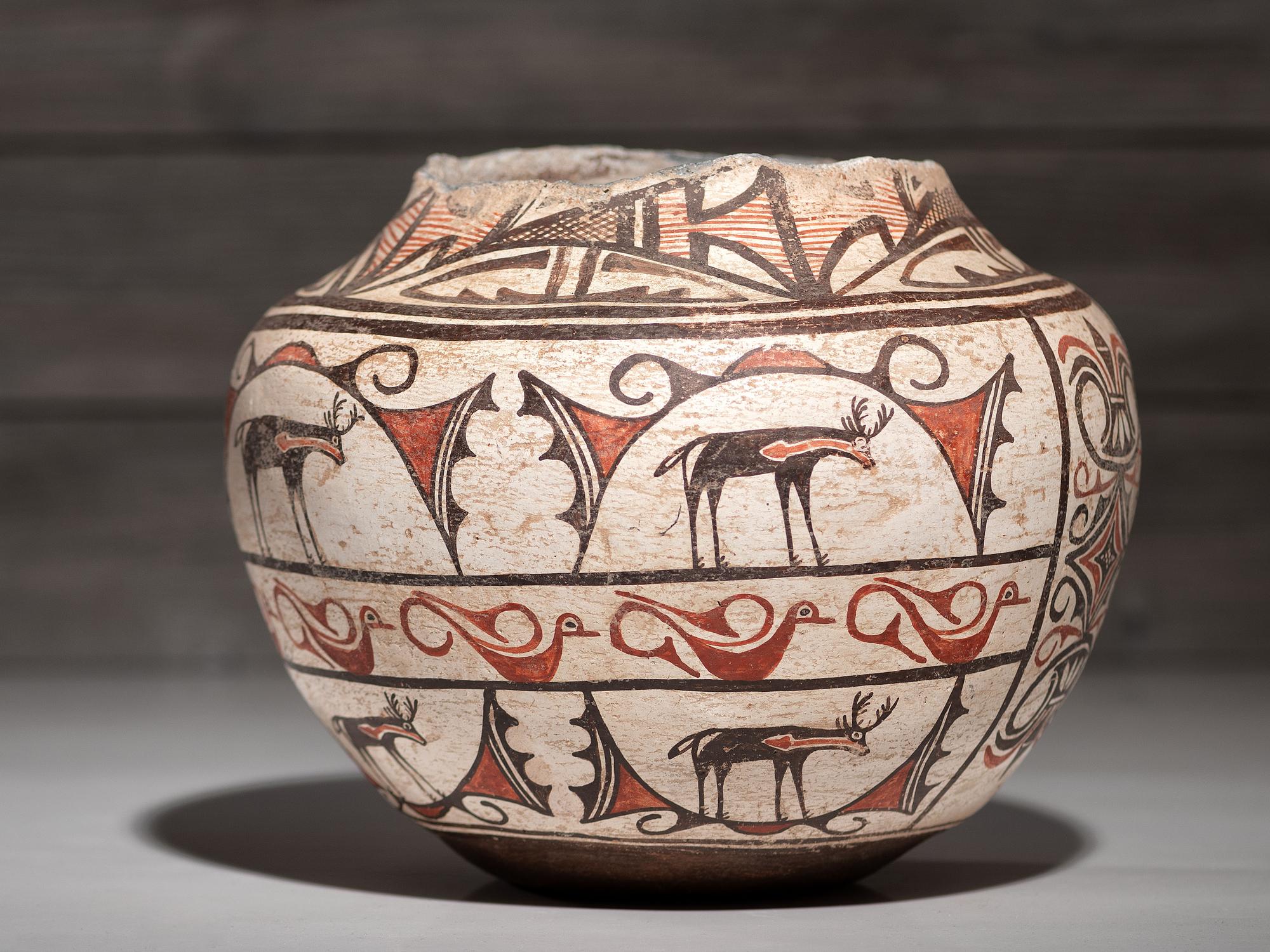 Zuni Pottery Olla, with Ladle Wear