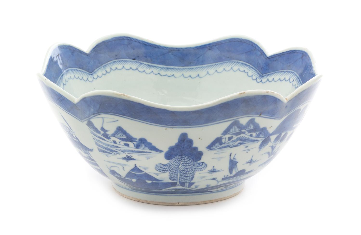 A Chinese Export Porcelain Punch Bowl Diameter 10 inches. — CANTON, 19TH CENTURY