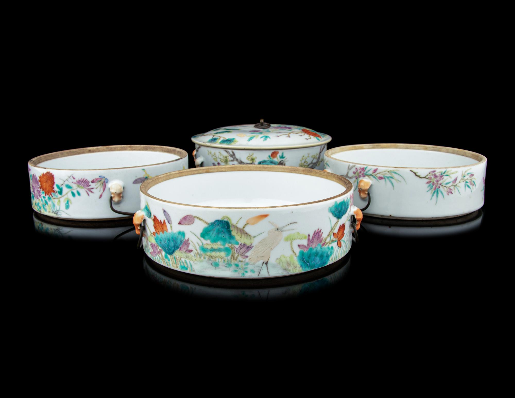 Four Famille Rose Porcelain Articles