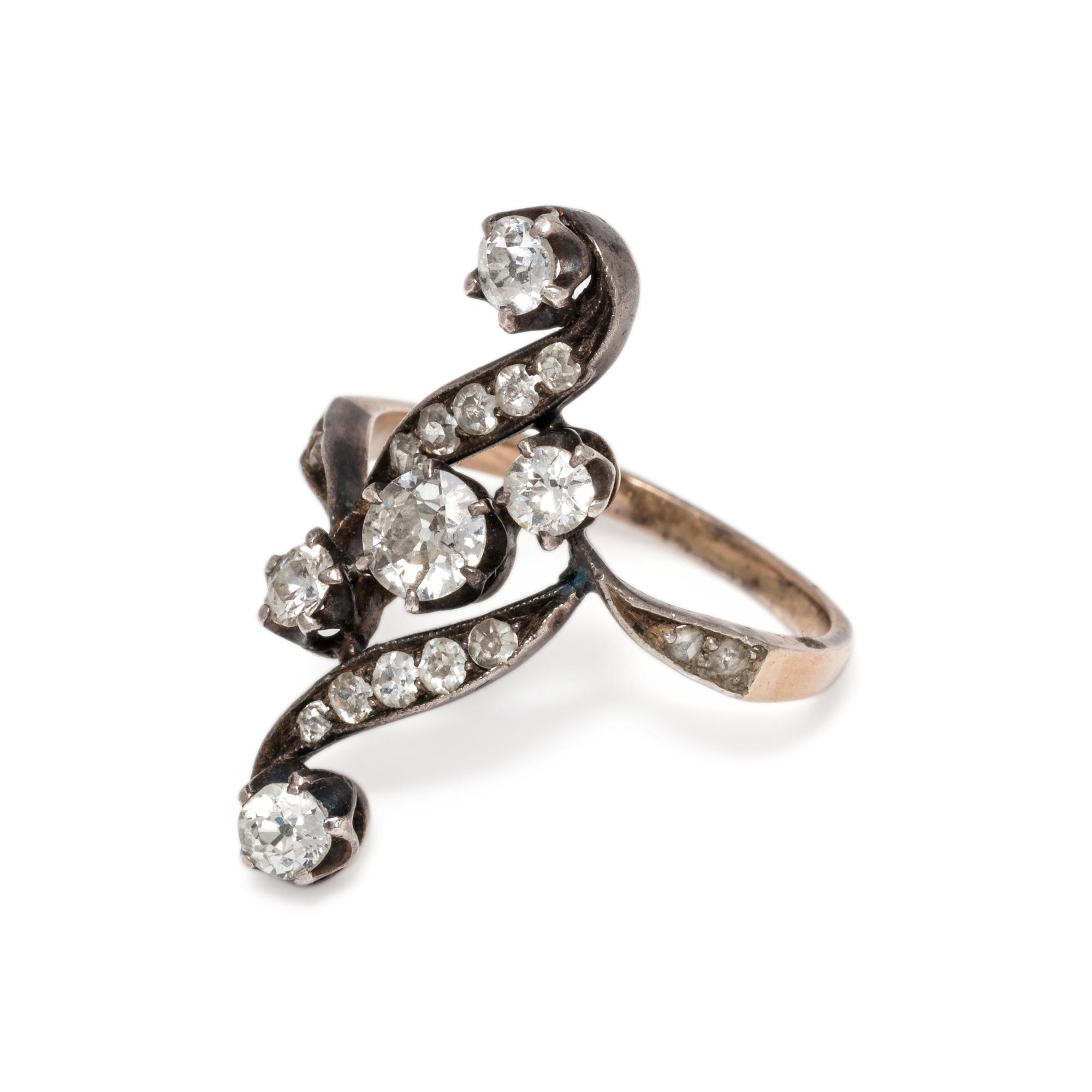 ANTIQUE, DIAMOND RING