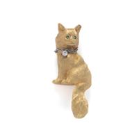CRAIG DRAKE, YELLOW GOLD, DIAMOND, AND EMERALD CAT BROOCH