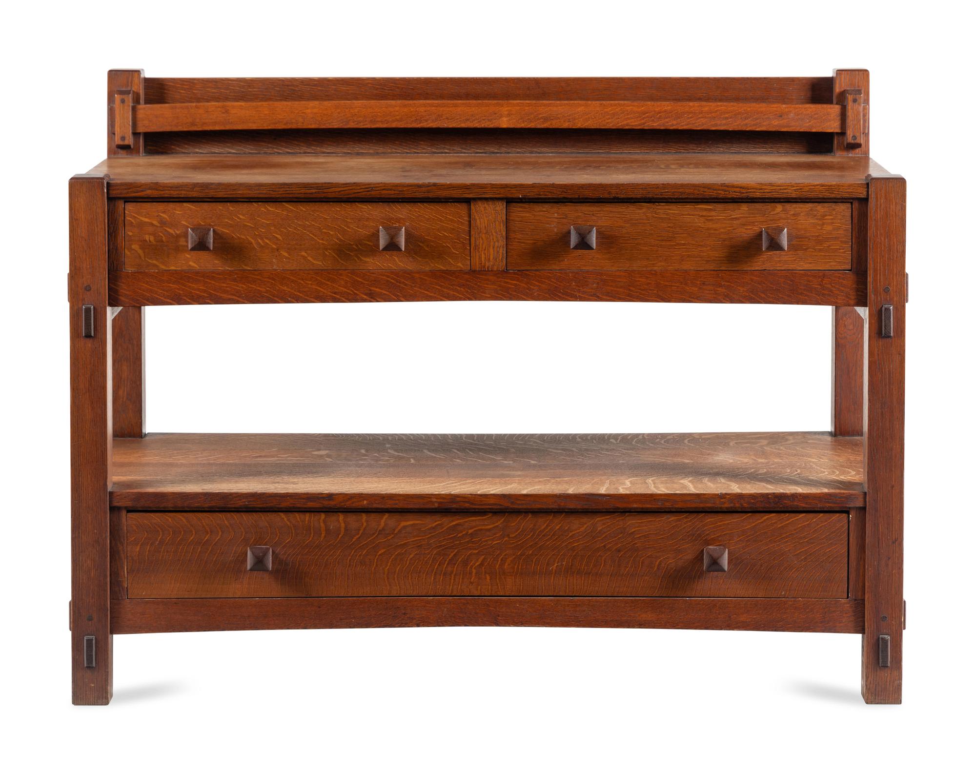 Serving Table
