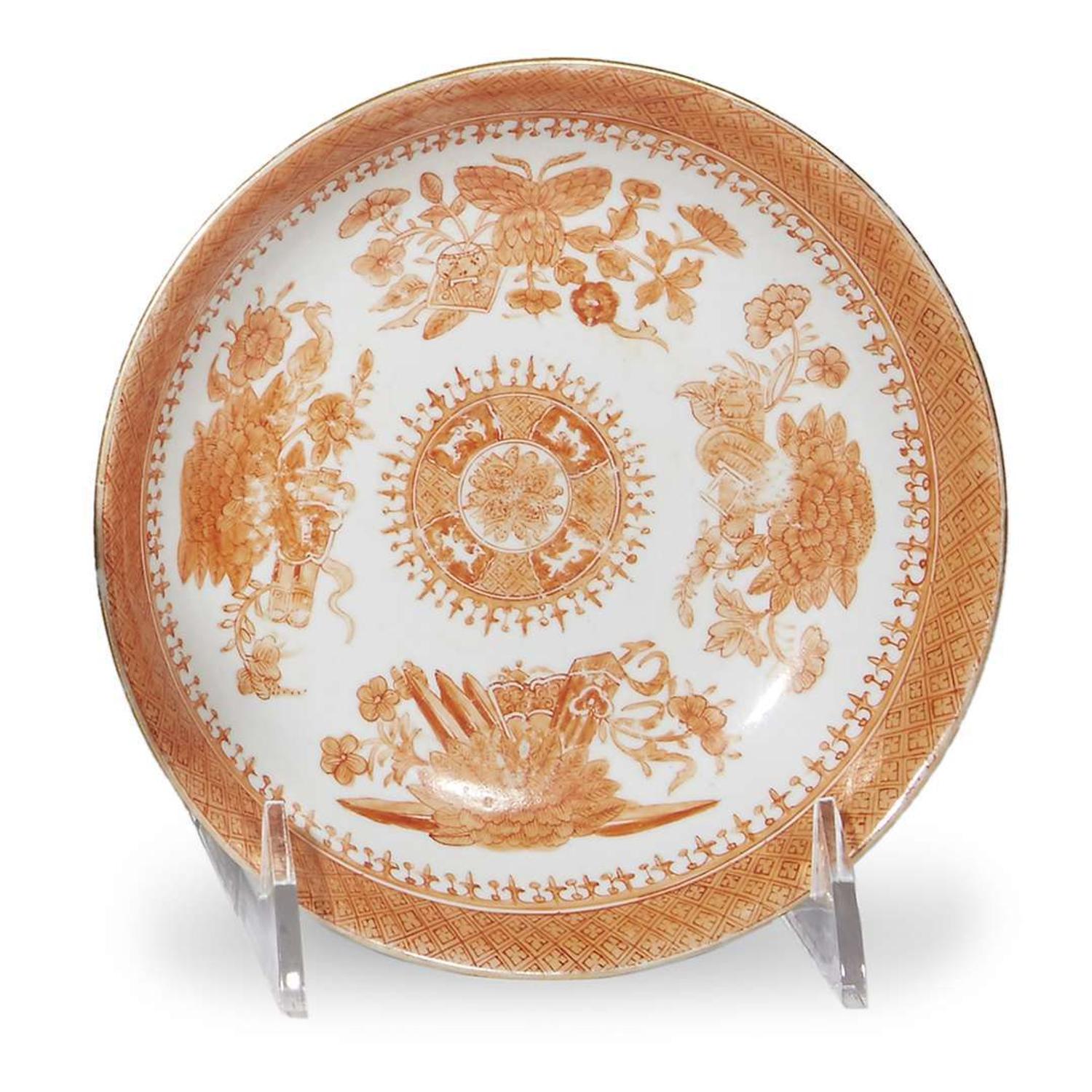 Chinese Export porcelain blue 'Fitzhugh' fruit bowl and an orange 'Fitzhugh' small plate 19th century