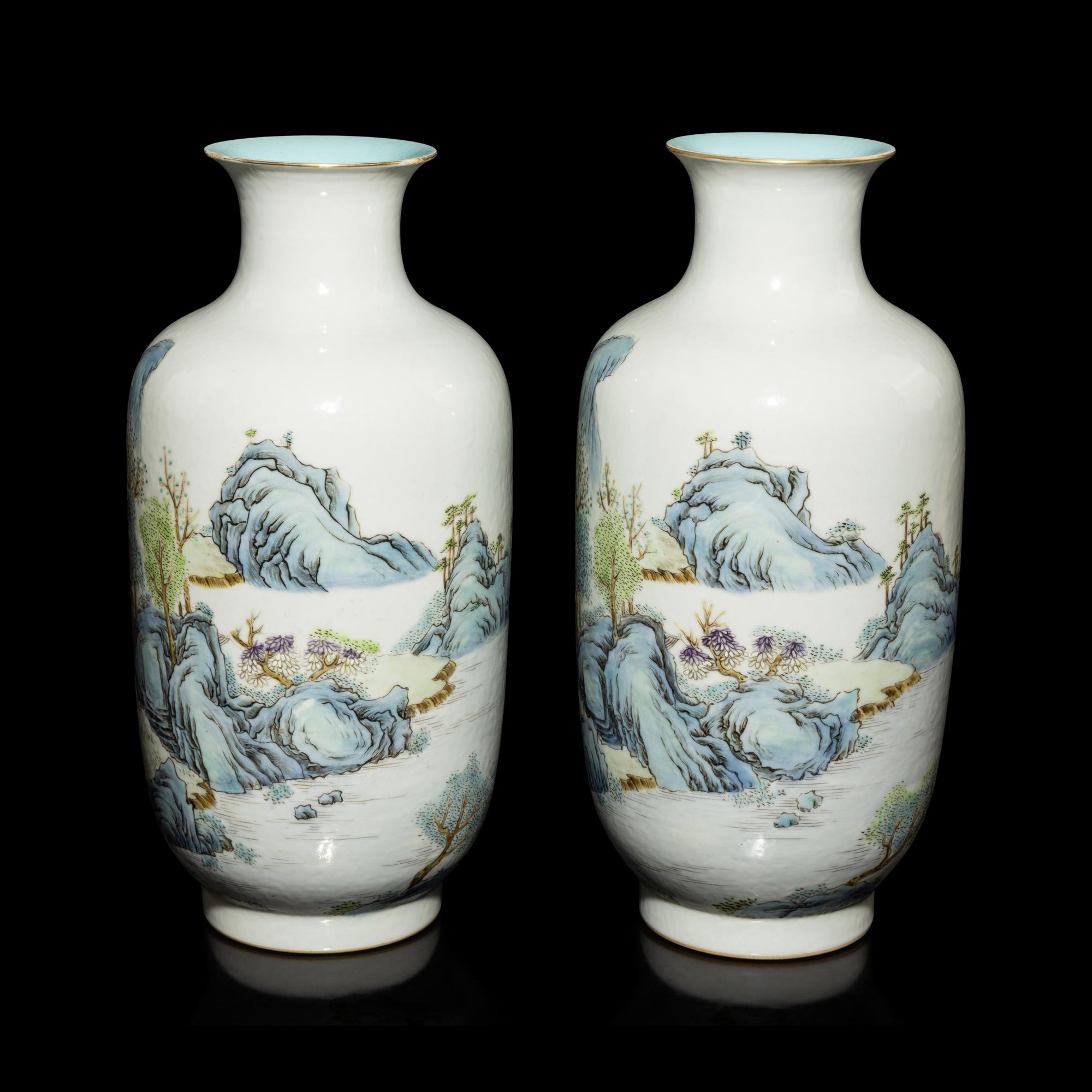 A Pair of Chinese Famille Rose Porcelain 'Landscape' Lantern Vases, Late Qing/Republican Period — 晚清/民國 粉彩山水圖燈籠瓶一對