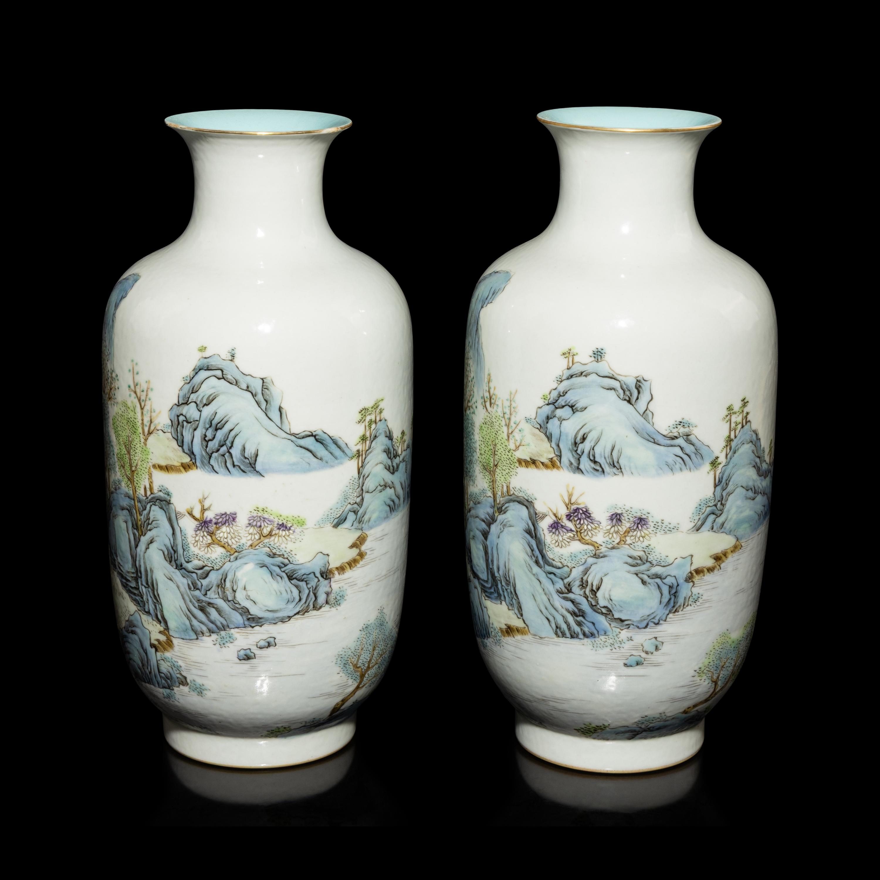A Pair of Chinese Famille Rose Porcelain 'Landscape' Lantern Vases, Late Qing/Republican Period — 晚清/民國 粉彩山水圖燈籠瓶一對